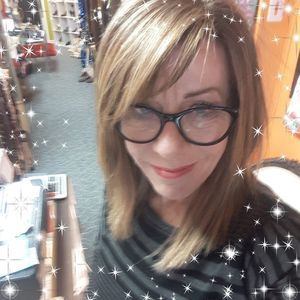 Meet your Posher, Robyn